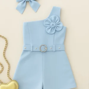 ✨ Coleção Blogueirinha Pato Pato Kids ✨ Cheia de estilo e conforto, a nova coleção traz conjuntos inspirados no mundo das mini blogueirinhas! 🌸👗 Peças modernas, leves e super confortáveis, perfeitas para as pequenas que amam estar na moda e brilhar em qualquer ocasião. 💖 Modelos que combinam charme, tendência e o jeitinho divertido das crianças. Porque ser fashion também é coisa de criança!